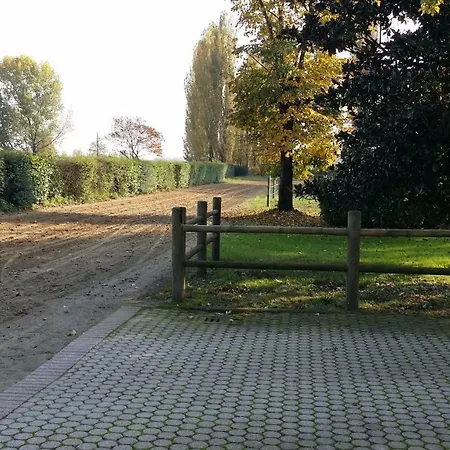 Scuderia 100 Pertiche Villa Villanterio